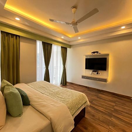 Bedchambers Serviced Apartments, Sector 38 غورغاون المظهر الخارجي الصورة