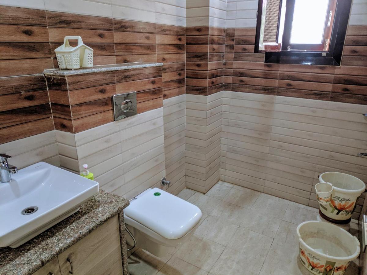 Bedchambers Serviced Apartments, Sector 38 غورغاون المظهر الخارجي الصورة