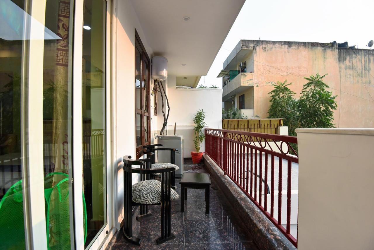 Bedchambers Serviced Apartments, Sector 38 غورغاون المظهر الخارجي الصورة